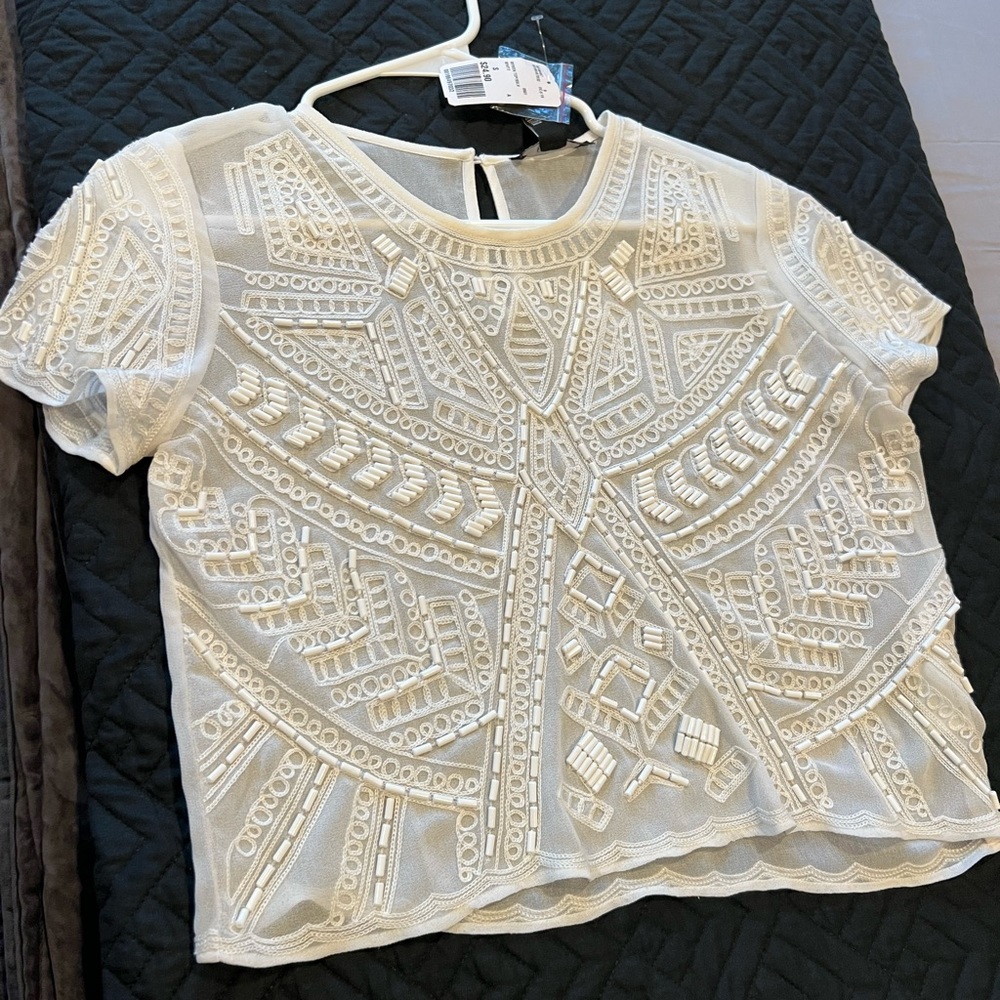 Beautiful beaded white t shirt with tags